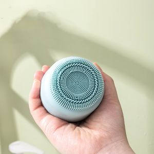 Rodillo de silicona para hielo, moldes faciales de silicona para hielo, para quemaduras solares en los ojos, alivia el enrojecimiento y la hinchazón, cepillo de limpieza. - Product Image 2