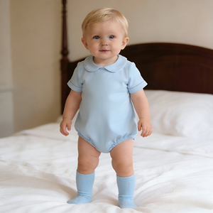 Combinaison bébé personnalisée en coton Piam à col Peter Pan et manches courtes bouffantes, avec passepoil, pour broderie - Product Image 5