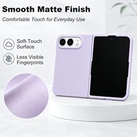 Étui Duo Slim à coque rigide, finition douce au toucher, prise en main confortable, design à bords surélevés, construction flexible, découpes précises, protection alimentaire