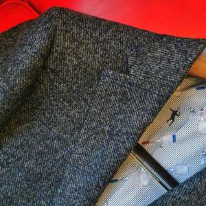 Veste de sport <span class=keywords><strong>homme</strong></span> E.Thomas <span class=keywords><strong>en</strong></span> cachemire italien, coupe ajustée, col <span class=keywords><strong>en</strong></span> V, simple boutonnage, demi-toile respirante, <span class=keywords><strong>en</strong></span> laine à motif pied-de-poule gris personnalisé - Product Image 6