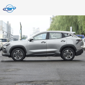 Jetour Dasheng d'<span class=keywords><strong>occasion</strong></span>, SUV à faible consommation de carburant, grand <span class=keywords><strong>espace</strong></span>, prêt à l'exportation, pour usage familial quotidien - Product Image 3