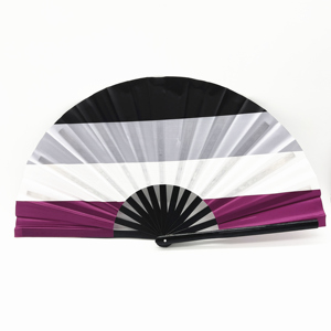 Abanico Plegable Decorativo 'Love Is Love', Abanicos de Mano con Diseño de Arcoíris, Abanico del Orgullo - Product Image 2