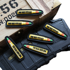 MELSFIT SPORTS ขนาดเดียวใส่ได้ทุกขนาด ผ้าใบ PVC พร้อมเชือกผูก 3 มิติ ยางนุ่มแบบ Hook and Loop ลายกระสุน 1 แบบ สำหรับติดเสื้อผ้า - Product Image 1