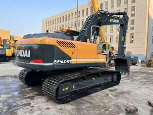 Excavatrice sur chenilles hydraulique Hyundai 225LC-9T la plus vendue avec peu d'heures de fonctionnement, directement de Corée - Moteur, pompe, boîte de vitesses, engrenages - Product Image 4