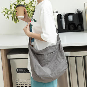 حقيبة يد كورية كاجوال وفنية ، حقيبة يد مطبوعة ، حقيبة نسائية بكتف واحد كلاسيكية على الإنترنت - Product Image 2