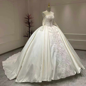 Vestido de Novia de Gala con Cola de Capilla, Apliques Bordados en Satén Moderno Xx26 - Product Image 3