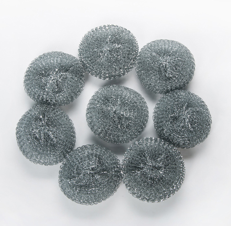 Недорогой металлический моющий аппарат, кухонный скребок, оцинкованная стальная сетка, скрабы, чистящий мяч для посуды