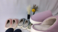 Zapatillas de interior para mujer, cálidas y cómodas, con parte superior de felpa suave, entresuela de espuma y suela exterior de EVA, transpirables, de color liso, para invierno y primavera.
