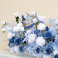 LFB2542 Centre de table de 90 cm de long, vente en gros, arrangement floral bleu et blanc pour le sol, décoration de mariage, fleurs en mousse de soie bleu et blanc