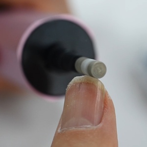Épilateur 3-en-1 en métal et cristal, anti-callosités, polisseur d'ongles, étanche IPX4, fonctionnement en anglais - Soins personnels à domicile - Product Image 3