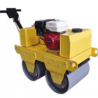 Rouleau compacteur manuel