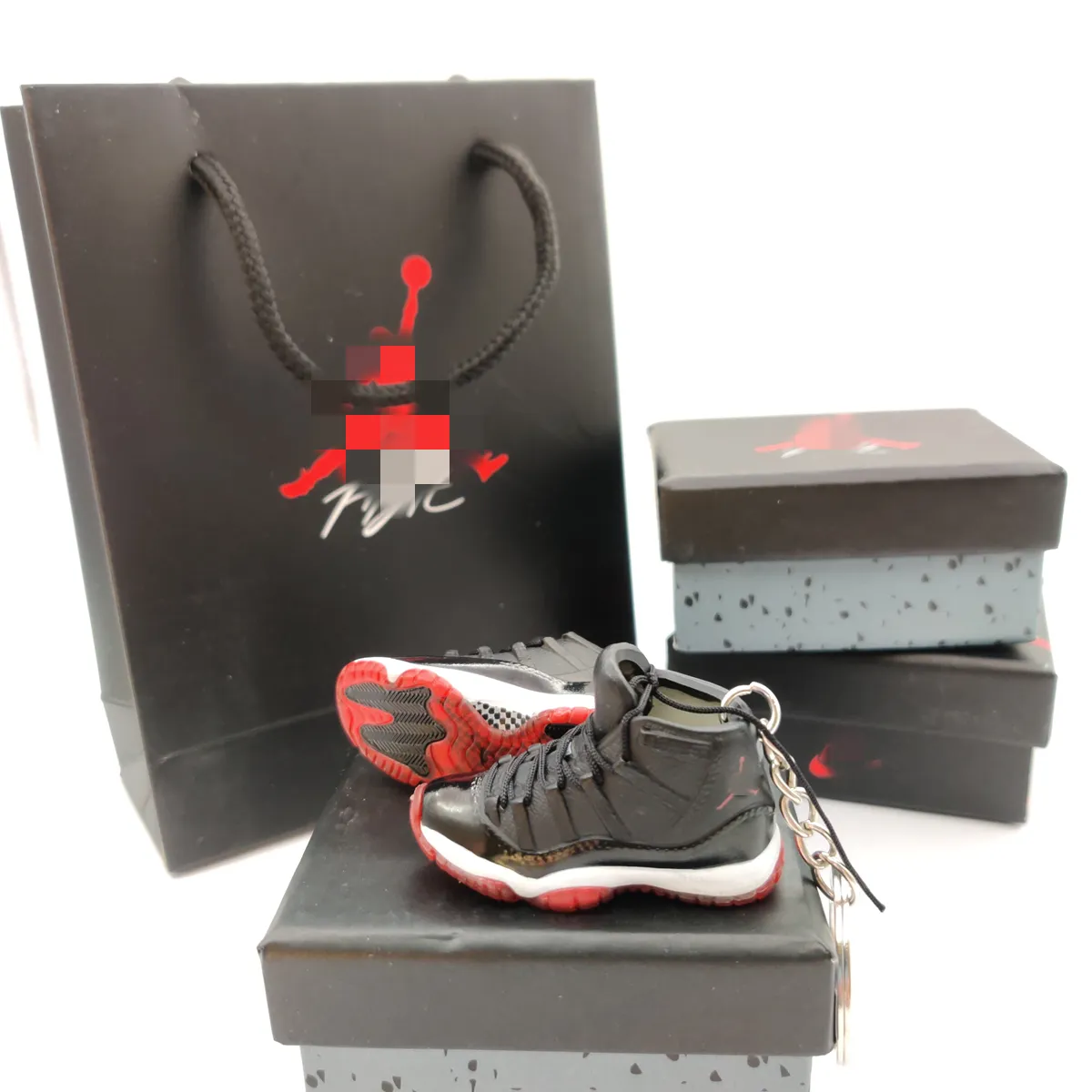 Wholesale 1/6 3D Sneaker mini Basketball shoes pair model for NK Air Jordan11 3D MINI Shoe keychain with box
