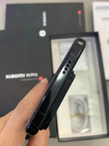 Teléfono Inteligente Usado Mi 14 Pro Negro Desbloqueado, Snapdragon 8 Gen3, Pantalla OLED de 6.73'', 4880mAh, 120W, Original de Segunda Mano - Product Image 4