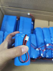 Batterie de drone FPV Li-ion en fibre de carbone OEM 6S2P 21700 8Ah 22.2V 10C XT90 – 21 ans d'expérience en R&D et production de drones - Product Image 5