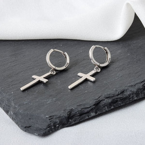 2025 nouveau <span class=keywords><strong>gros</strong></span> Offre Spéciale mode cuivre pendentif boucles d'oreilles lumière luxe INS Style Simple brillant Rock croix <span class=keywords><strong>bijoux</strong></span> <span class=keywords><strong>pour</strong></span> les femmes - Product Image 1