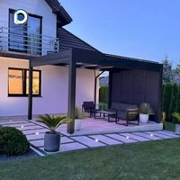 Pergola motorisée moderne Prima en promotion, résistante au vent, sur mesure, pour terrasse, cour et bord de piscine