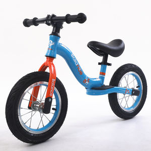 Vélo d'équilibre pour enfants personnalisable : Vélo d'équilibre léger en métal avec une structure stable pour aider les bébés à exercer leur équilibre - Product Image 1