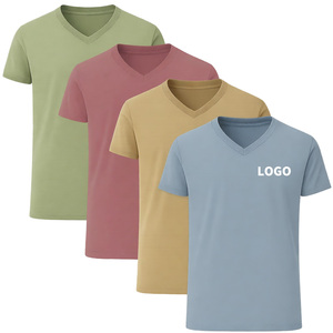 T-shirt de performance bleu marine à col en V pour homme – Équipement d'entraînement respirant – Tissu à séchage rapide pour la gym et les nomades numériques – Personnalisé - Product Image 1