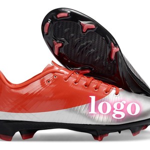 Scarpe da Calcio Assassin 17 Generation Low Gang con Tomaia Sintetica e Suola in Gomma con Tacchetti, per Commercio Estero e Vendita all'Ingrosso - Product Image 1