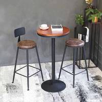 Café rétro, ensemble table et chaises décontractés, fer forgé, bois massif, balcon pour thé au lait, boutique de boissons fraîches, bar de style industriel