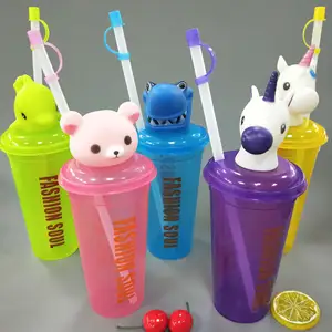 Khuyến Mại Rõ Ràng Nhựa PET Shaped Animal Cup Bubble Tea Cup Với Rơm Và Nắp Dùng Một Lần Đầu Động Vật Rơm Cup