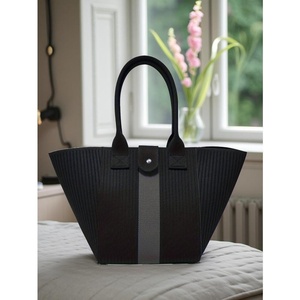 Sac fourre-tout de grande capacité pour femmes Fashion <span class=keywords><strong>Flyknit</strong></span>, design de niche, sac à bandoulière léger, couleur unie, passe au lave-linge - Product Image 6