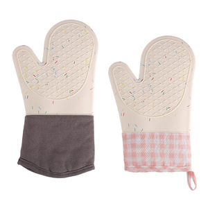 ถุงมืออบขนม ผ้าฝ้ายลายตาราง ซิลิโคน 29 ซม. ทนความร้อน สำหรับการอบ - Product Image 3