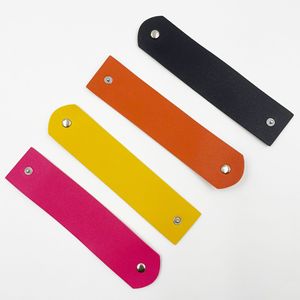 Korean style minimalist PU leather napkin rings and <b>clips</b> available in stock. Suitable for home and hotel use. - Product Image 2