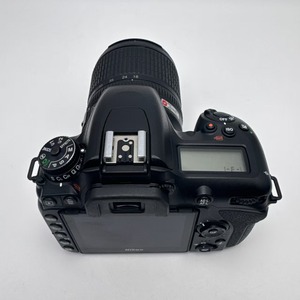 Cámaras <span class=keywords><strong>Nikon</strong></span> <span class=keywords><strong>D7500</strong></span> DSLR Usadas al por Mayor, Kit con Lente VR de 18-105 mm, 20.9MP, Video 4K UHD, SnapBridge, Calidad Premium, Reacondicionadas para Reventa - Product Image 4
