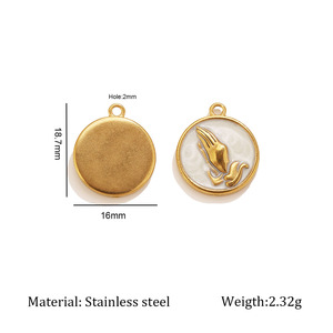 Collier pendentif Mains en prière en acier inoxydable Twinkle, plaqué or 18 carats PVD, avec breloques pièces de monnaie, motif '<span class=keywords><strong>Dieu</strong></span> bénisse', idéal pour la prière, en promotion, cadeau - Product Image 6