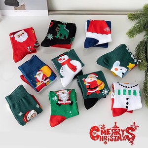 <span class=keywords><strong>Calcetines</strong></span> Navideños Personalizados al por Mayor, <span class=keywords><strong>Calcetines</strong></span> Divertidos con Diseño de Muñeco de Nieve, Papá Noel y Oso Polar, <span class=keywords><strong>Calcetines</strong></span> de Algodón de Tubo Unisex a la Moda para Navidad - Product Image 2