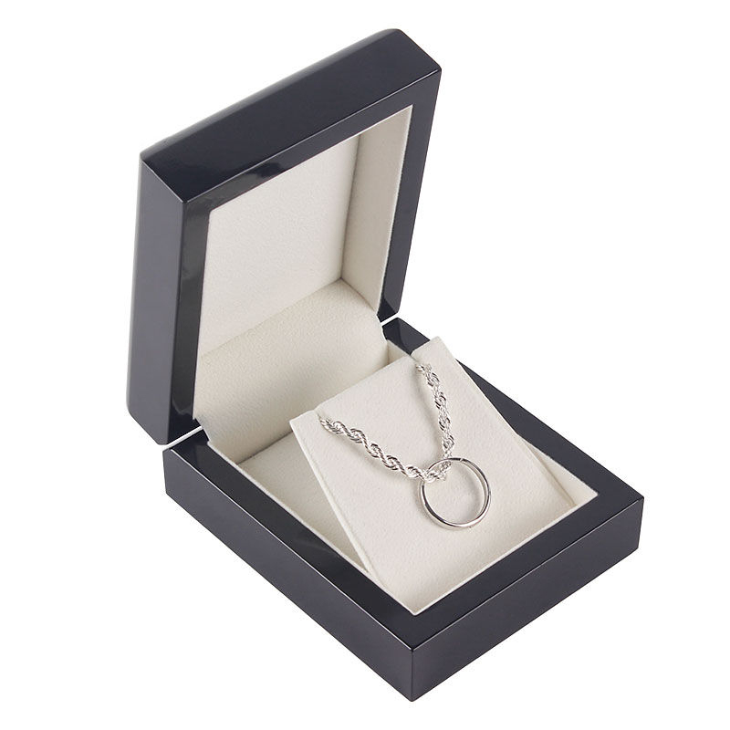 Pendant box