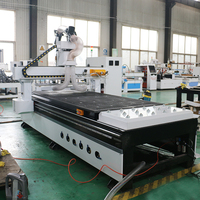 Máquina para hacer puertas de madera 1325 3D ATC CNC máquina de corte De Madera Muebles de carpintería enrutador CNC ATC de 3 ejes