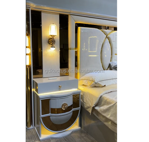 Meubles de <span class=keywords><strong>chambre</strong></span> à coucher de luxe blancs brillants de style royal, ensemble de 8 pièces, meubles de <span class=keywords><strong>chambre</strong></span> à coucher classiques avec miroirs - Product Image 2