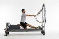 Ejercicio de entrenamiento de yoga comercial portátil medio aluminio pilates reformador Torre trapecio