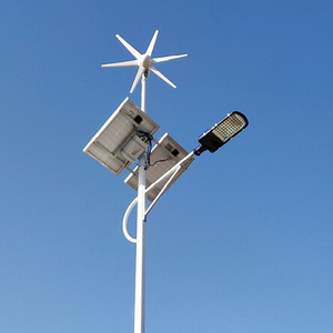 Lampadaire solaire hybride étanche IP68 30W 120W à LED pour applications routières, énergie éolienne et solaire - Product Image 2