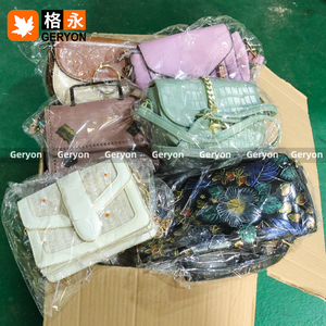 Bolsos de Mano y Bandolera para Mujer, Surtidos VIP, Grado A++, Estándar Superior, Alta Calidad al por Mayor - Product Image 5