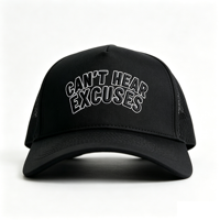 Casquette Trucker en Maille Performance avec Logo Personnalisé – Broderie Couleur Unie Disponible en Plusieurs Couleurs Style Tendance et Formel