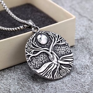 Collar con colgante de árbol de la vida vikingo unisex de acero inoxidable vintage con incrustaciones de luna, joyería de regalo para hombres y mujeres - Product Image 1