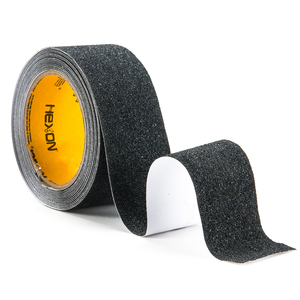 Cintas antideslizantes para escaleras autoadhesivas de color negro de 50 mm y 15 m - Product Image 5