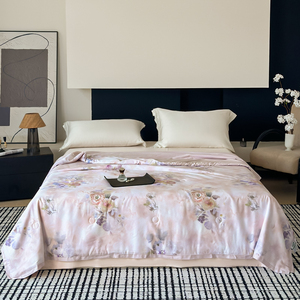 Couette d'été de luxe rafraîchissante en polyester, imprimée numériquement, légère et aérée pour les nuits d'été chaudes - Product Image 4
