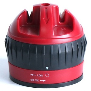 Aiguiseur de couteaux manuel rouge avec base à ventouse, multi-grains, en acier tungstène ABS, pour usage en cuisine - Product Image 1