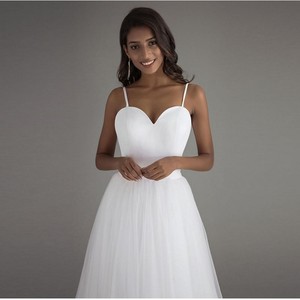 Vestido de novia estilo princesa con escote corazón, tirantes, color blanco húmedo, largo hasta el suelo, estilo sencillo - Product Image 4
