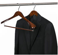 Cintres en tissu à épaules larges, en bois massif, pour manteaux et pantalons, avec barre de rangement pour armoire, vente en gros, personnalisables