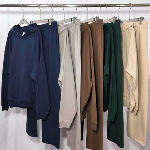 Conjunto de Dos Piezas de Sudadera con Capucha y Pantalones Deportivos de Pierna Recta de Felpa de Algodón con Logotipo Personalizado al por Mayor, Chándal Informal de Otoño para Hombre - Product Image 4