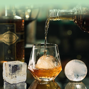 Stampo per Cubetti di Ghiaccio in Silicone 2 in 1, Forma Quadrata e Sferica, Trasparente, Ideale come Regalo per Uomini - Product Image 6