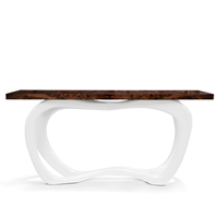 Table console de luxe style farmhouse, plateau en mosaïque géométrique en placage d'ébène, base en feuille de cuivre, finition haute brillance