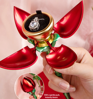 YUANQI Collier avec pendentif en forme de bouquet de roses métalliques romantiques, boîte cadeau pour la Saint-Valentin et les mariages