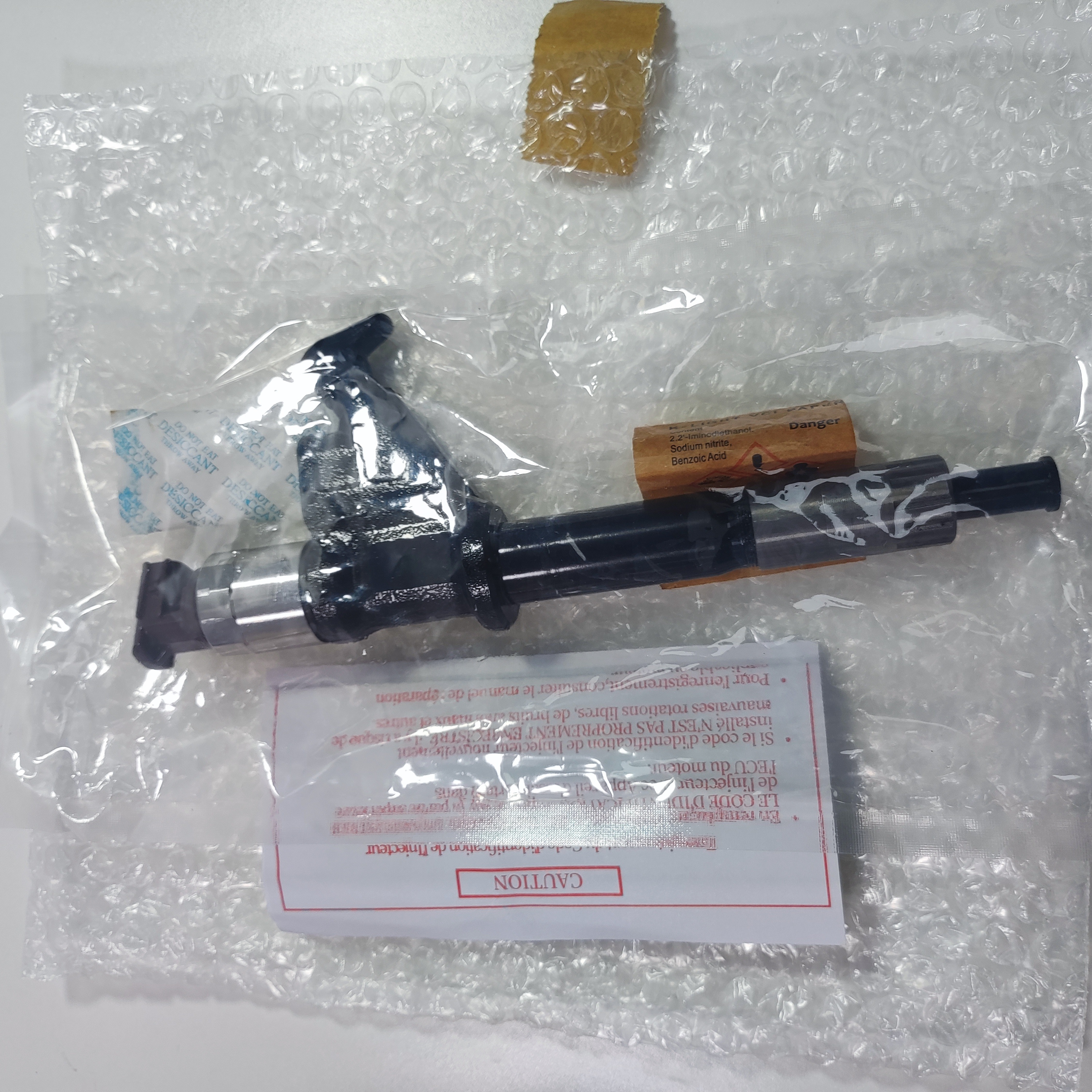 Auto Parts Fuel Injector Diesel Pump Injection 095000-8100 for Delphi Auto Fuel Common Rail Nozzle Injector