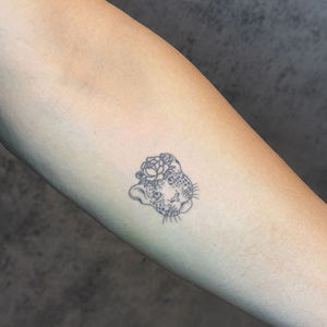 Tatuaje temporal de <span class=keywords><strong>leopardo</strong></span> Tatuaje semipermanente Impermeable y a prueba de sudor Duradero 2 semanas Pegatinas de tatuaje de hierbas realistas - Product Image 4